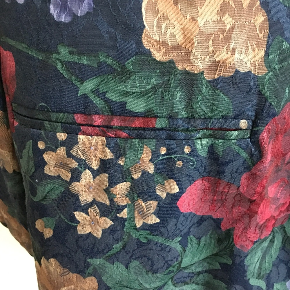 San Moire Vintage Floral Jacket - Picture 7 of 8